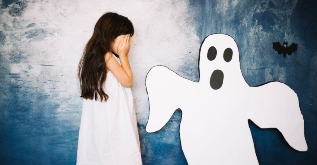 Cauchemars fréquents chez l'enfant : causes, âge à risque et solutions pour des nuits apaisées