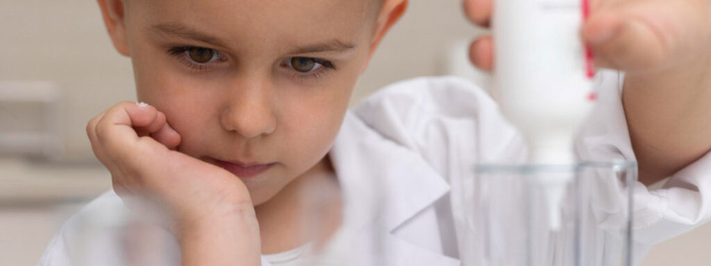 Mélatonine pour enfant : à partir de quel âge et comment l'utiliser en toute sécurité ?